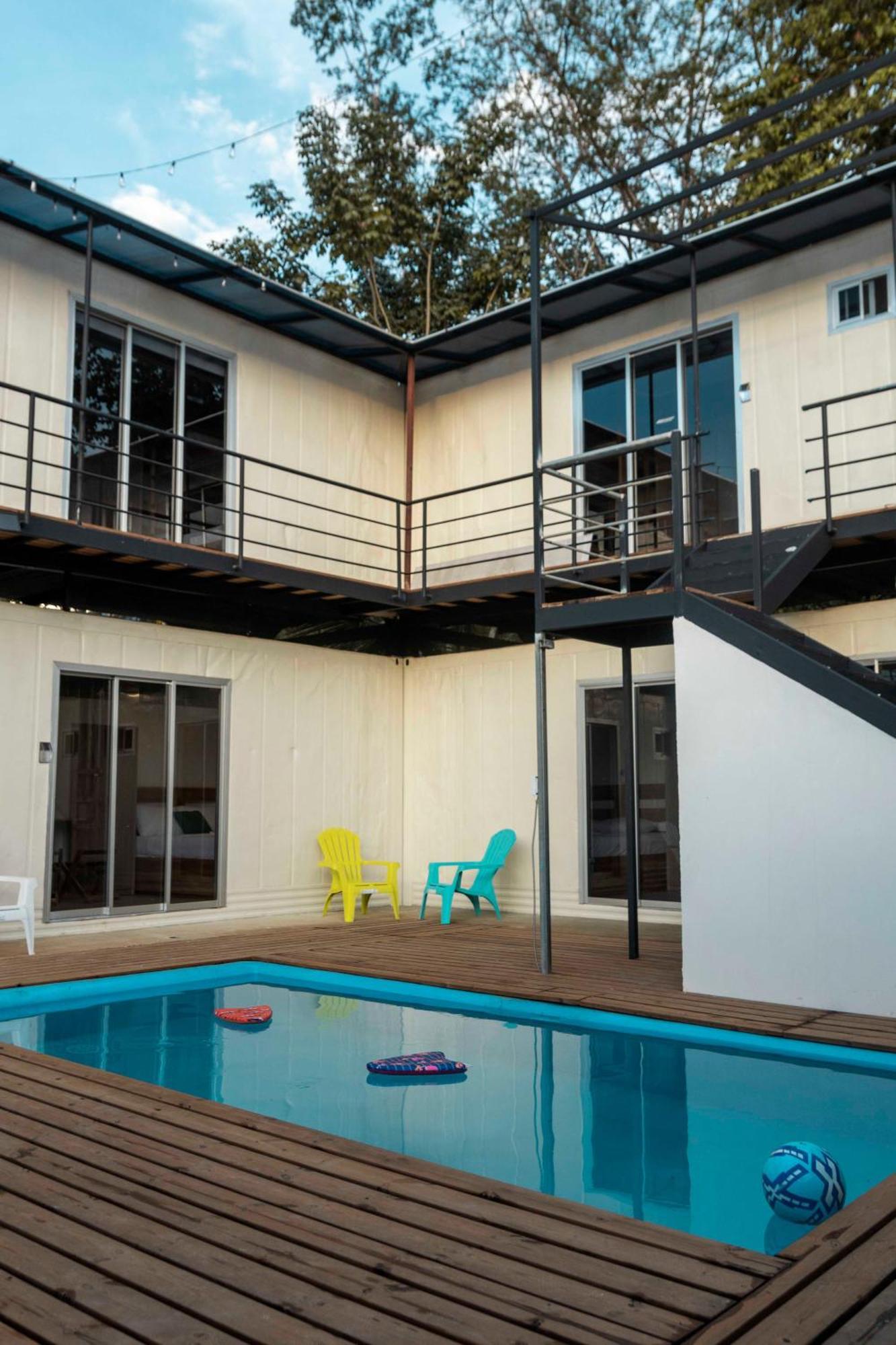 Emi'S Place Container Living Uvita Exterior photo